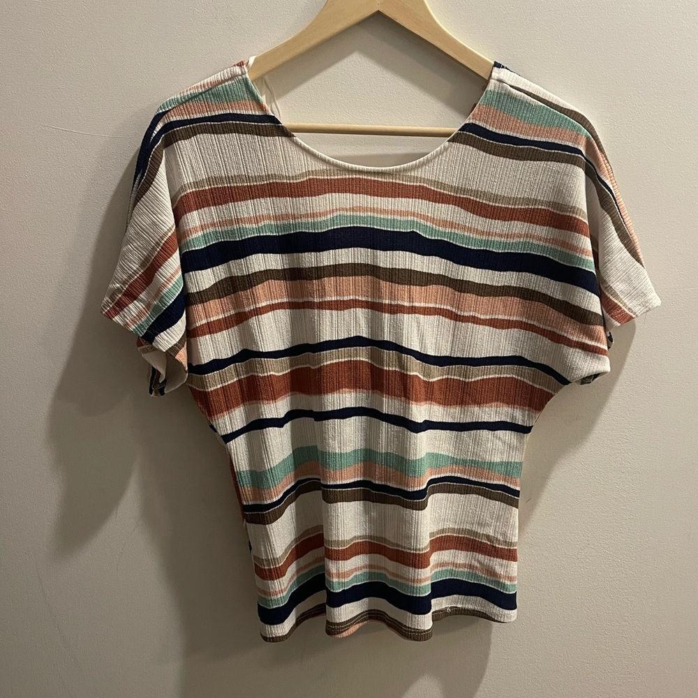 Multi-Colored Open Back Dolman Short Sleeve - S